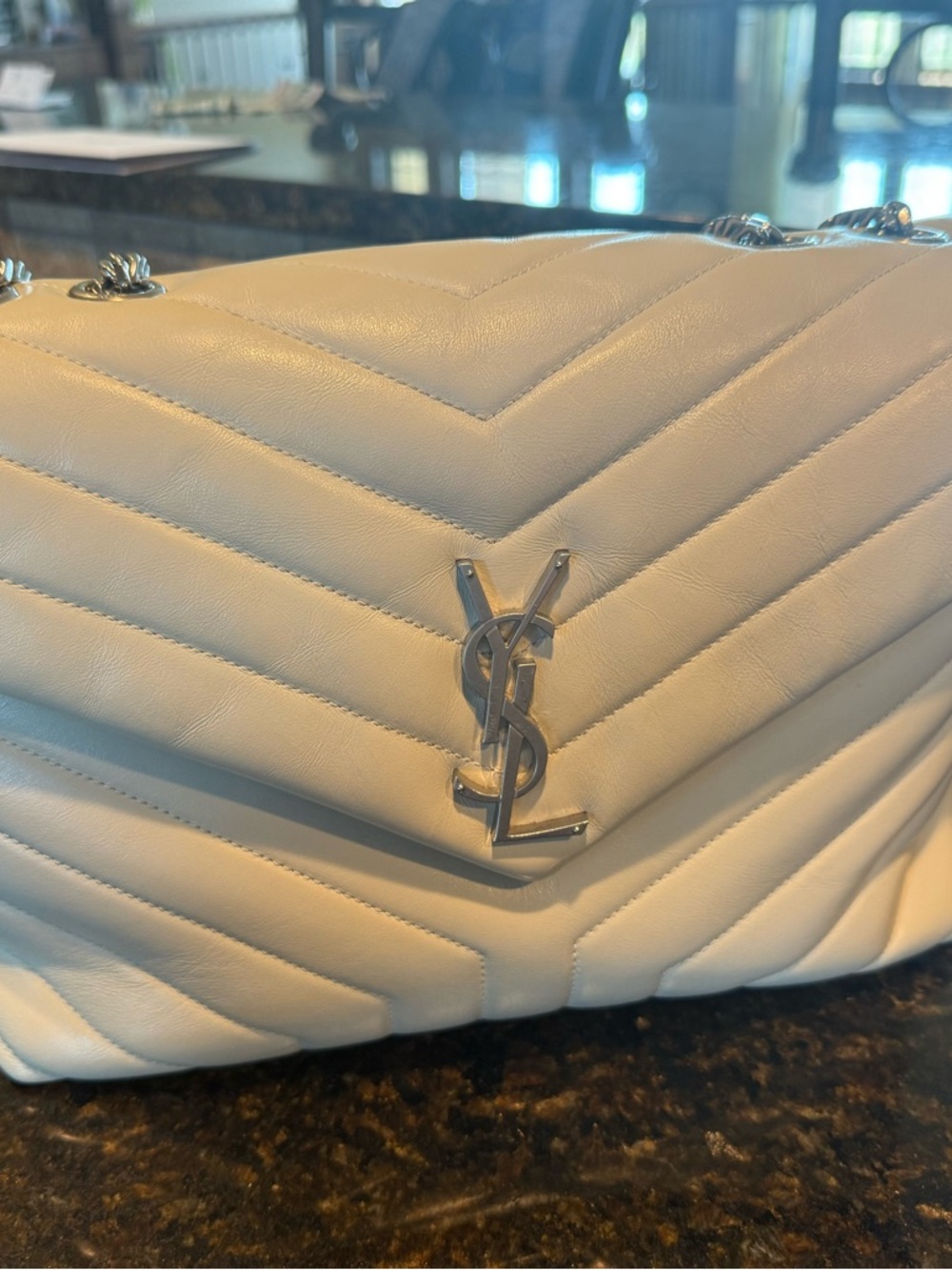 Yves Saint Laurent Cream Quilted LouLou Puffer Chevron Quilted Shoulder bag - Picture 3 of 13